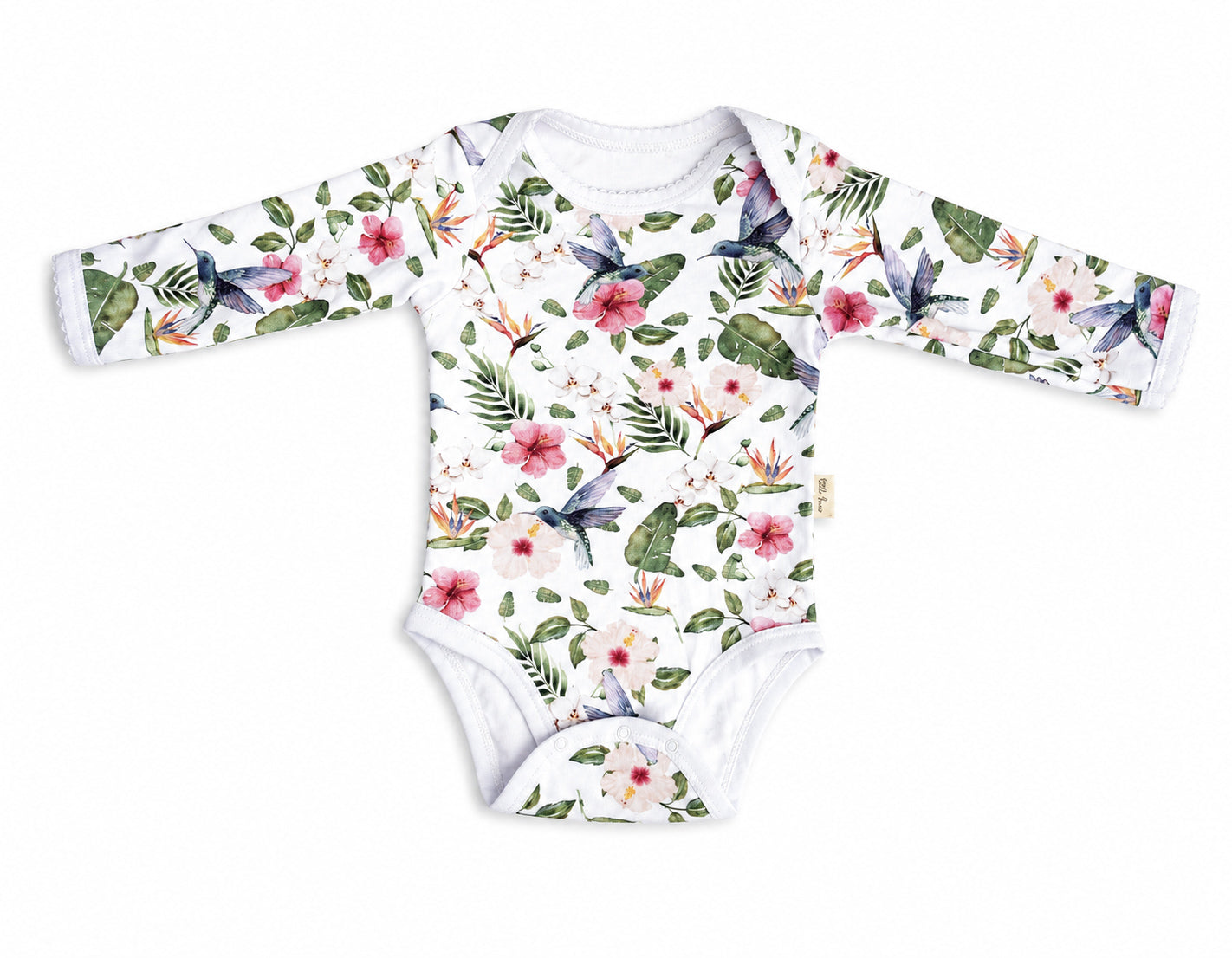 Vista frontal de body infantil 100% algodón peruano hecho en Colombia, destacando el bordado en cuello y mangas.